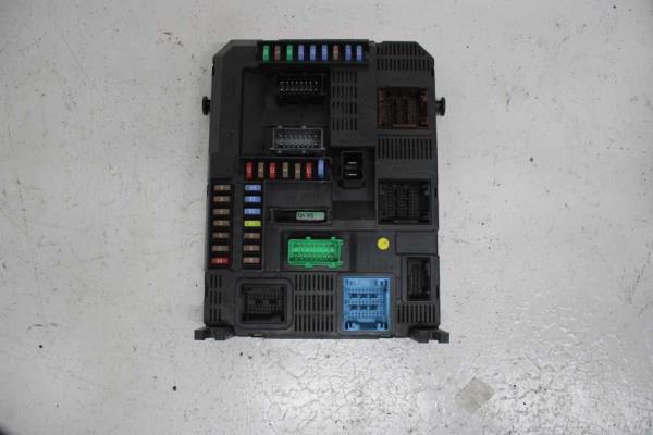 BOITIER ELECTRONIQUE CITROEN / PEUGEOT BSI-N02-00 - Vue 1